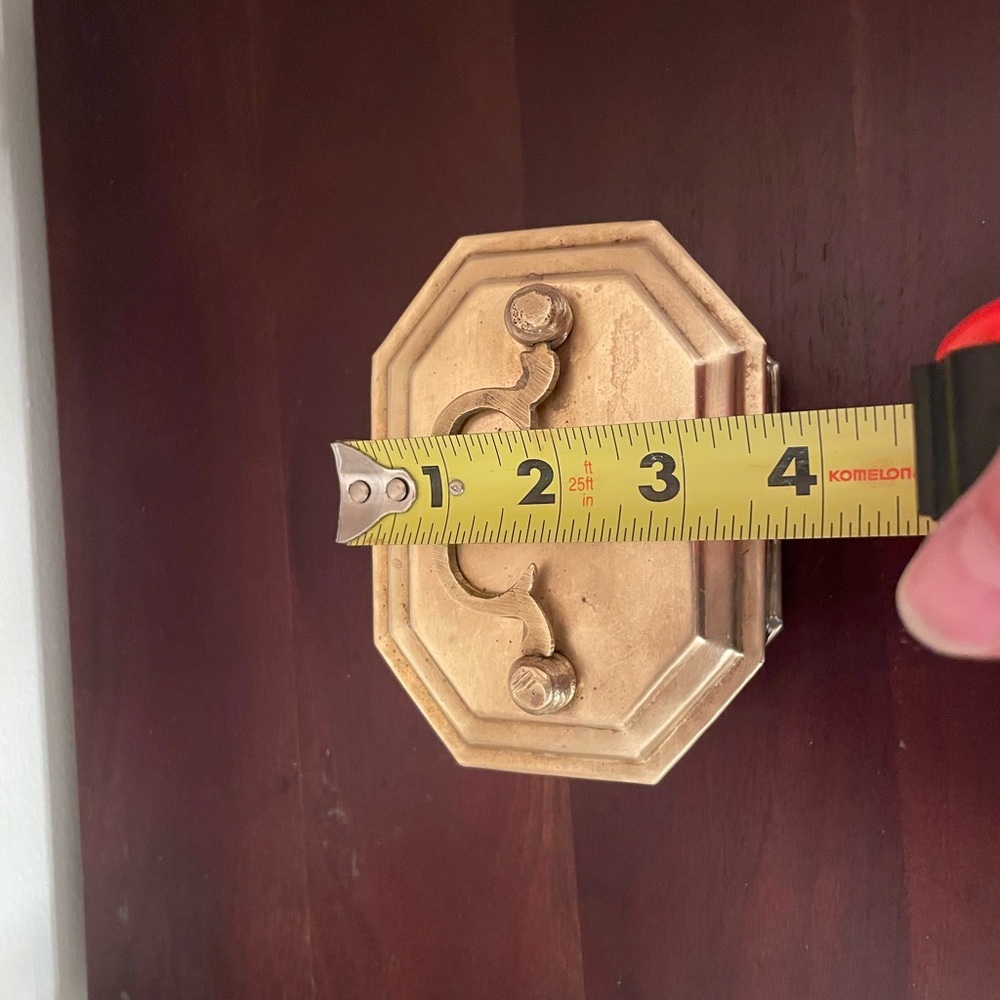 Handmade Brass Vintage Octagon shaped Solid Footed Hinged & Lockable Trinket Box - Picture 13 of 13